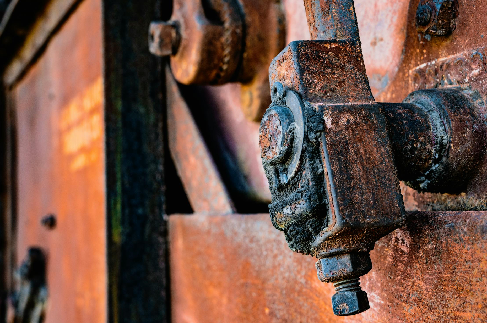 Best Rust Converter Paint in 2026 - Jenolite